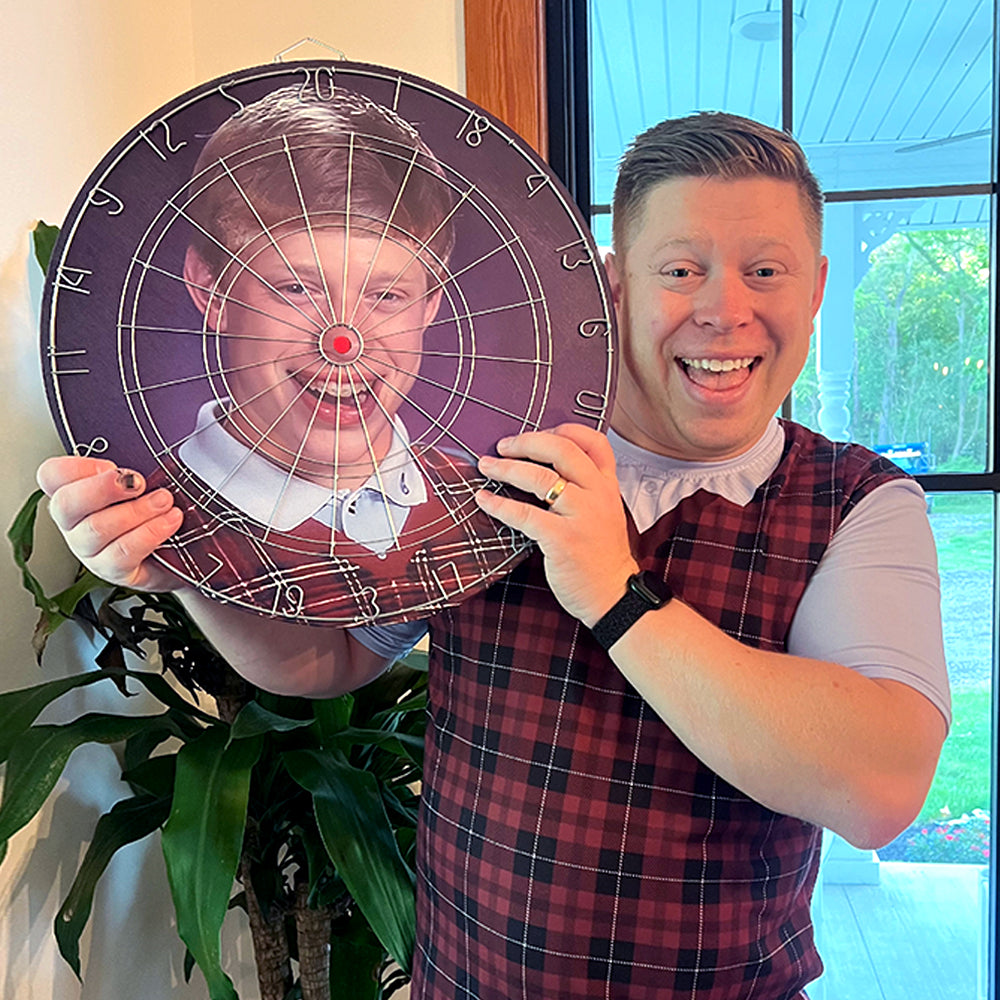 Meme Face Regulation Dartboard & 6 Darts 18"